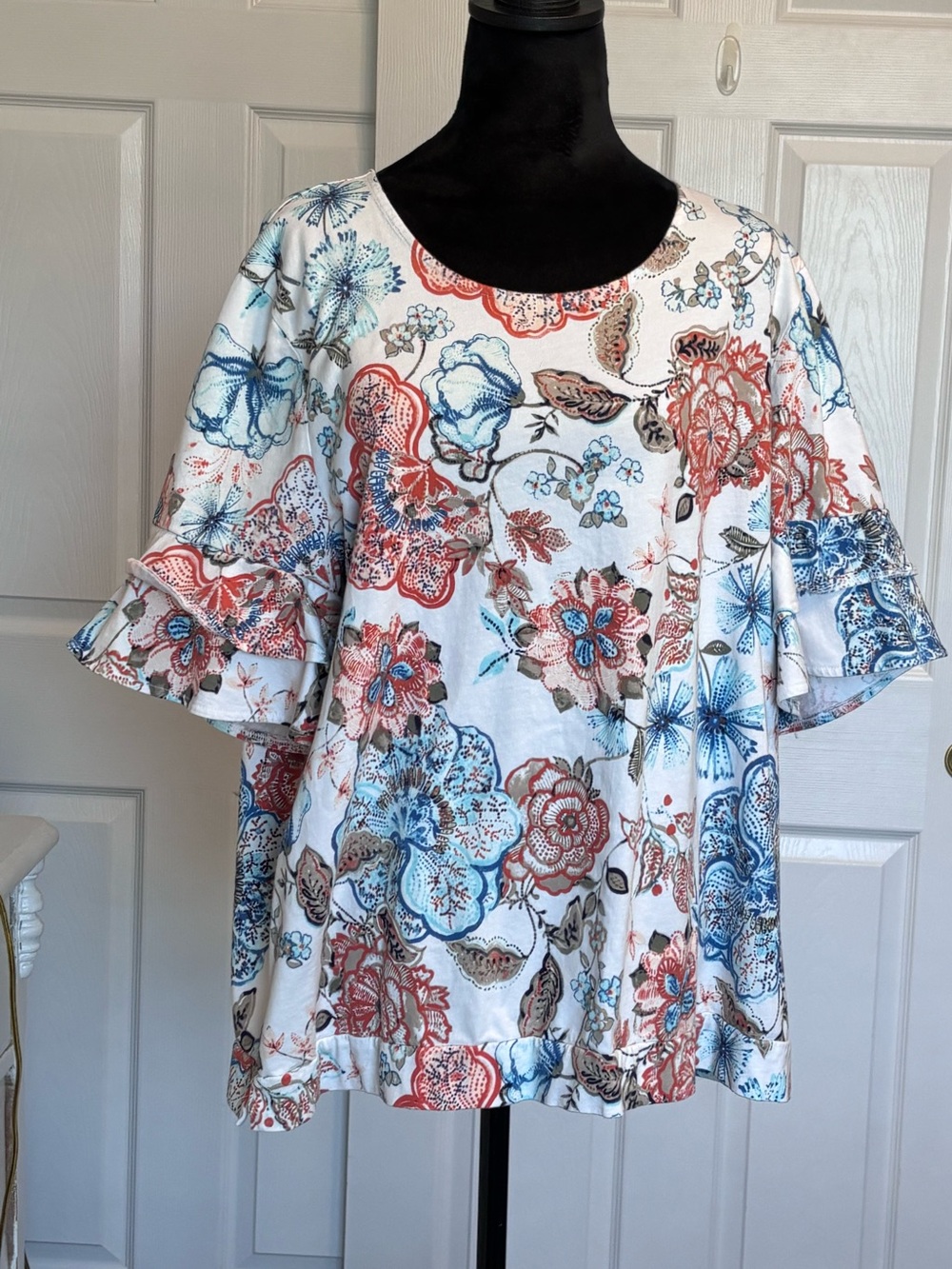 Chico's White Floral Ruffle Sleeve Tunic Top Blue Coral Pink Blouse Size XXL 20